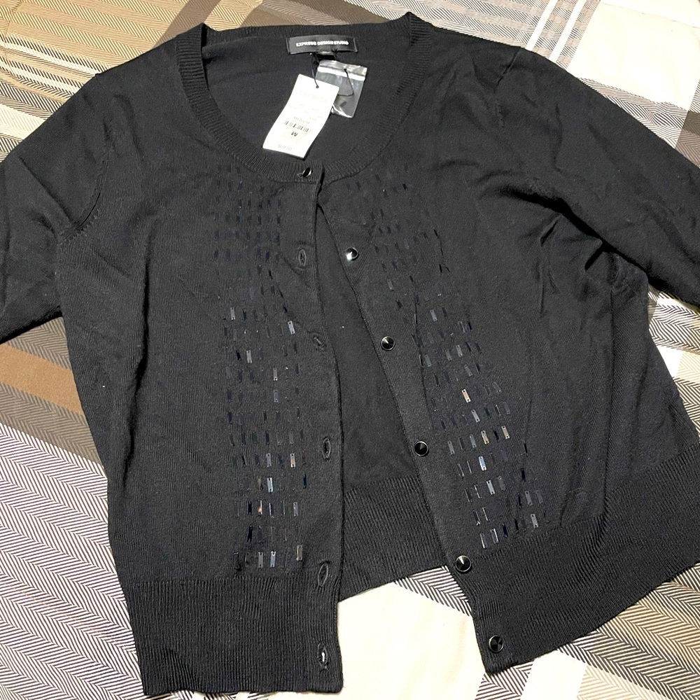 Black Short Sleeve Sweater